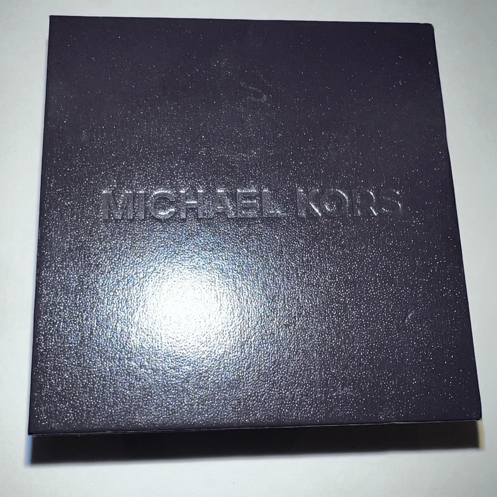 Michael Kors, silver watch w/rhinestones. Adjustable band. - Picture 6 of 6